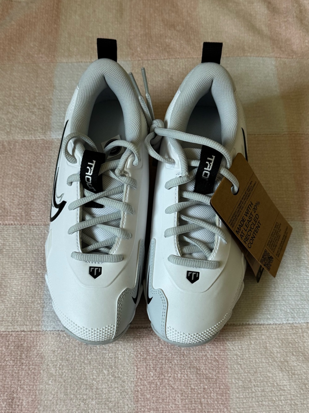 Nike White Kids Baseball Cleats Boys Size 2